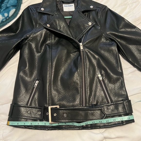 Old Navy Women's Black Leather Jacket - Picture 9 of 11